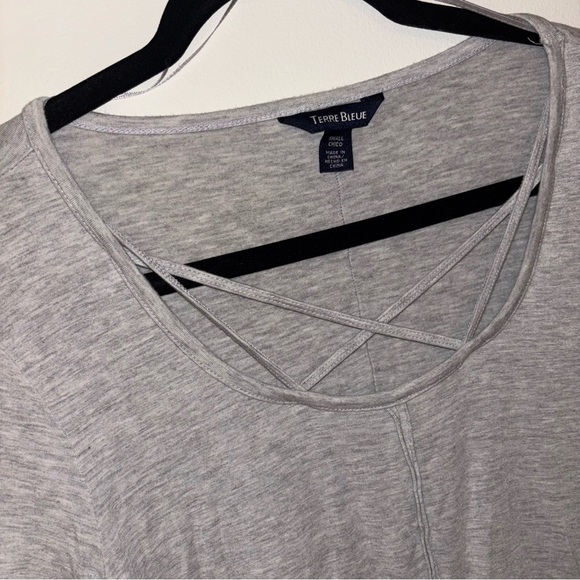 Long Grey T-Shirt with Neckline detail, Size Small - Picture 2 of 6